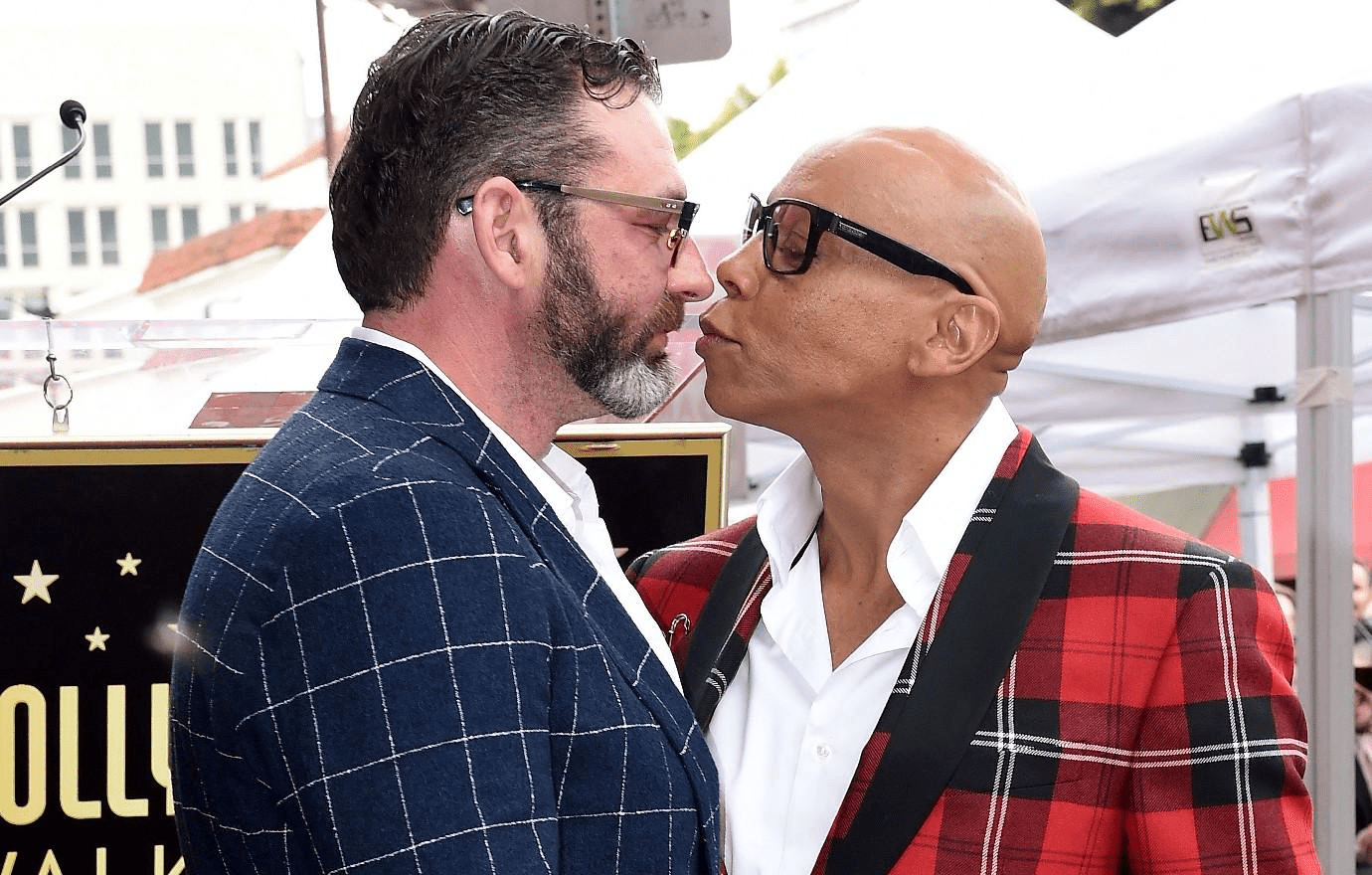 Celebridades LGBT de Hollywood cuyas relaciones pasan desapercibidas