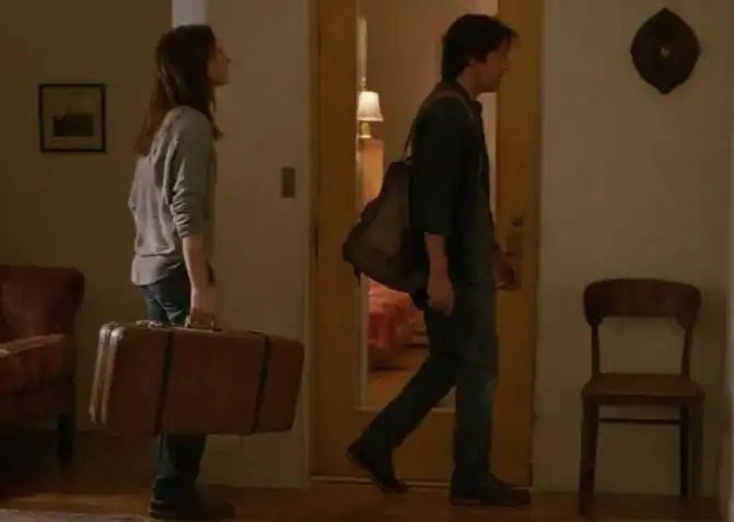 Hace diez años, un divorcio por un escándalo de paternidad destrozó la vida de Julian, pero una verdad inesperada lo cambió todo