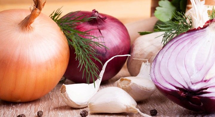 Alimentación: ¿Realmente funcionan los alimentos con propiedades antibióticas naturales?