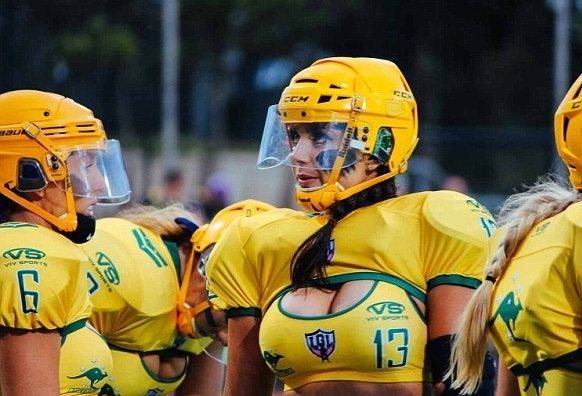 Frauen-American Football: Kraft, Können und mitreißende Persönlichkeiten auf dem Feld