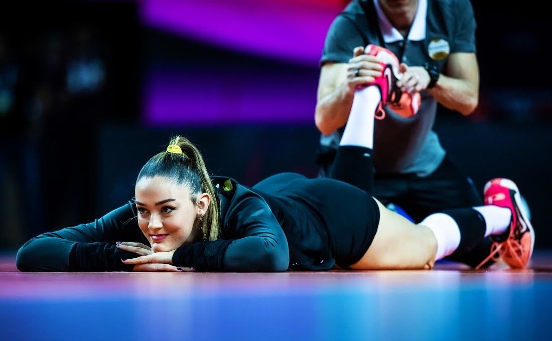 Königinnen am Netz: 7 Volleyballstars, die zu Modeikonen geworden sind ➤ Globenow.info